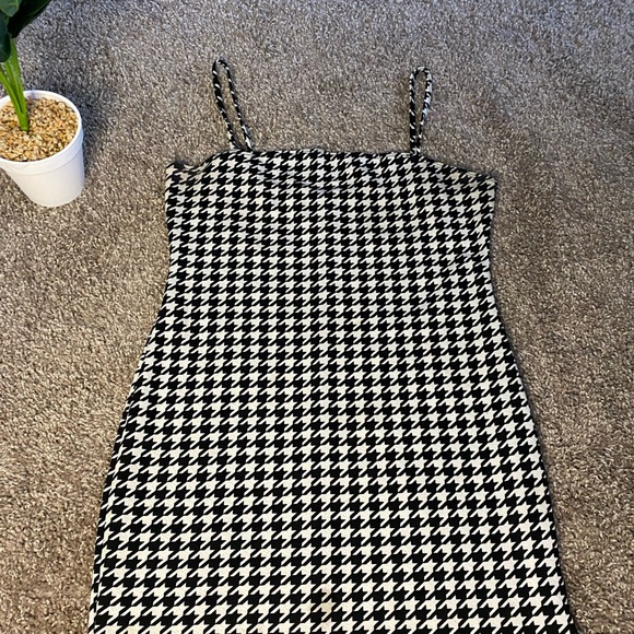 Split Bodycon Dress - Picture 2 of 11